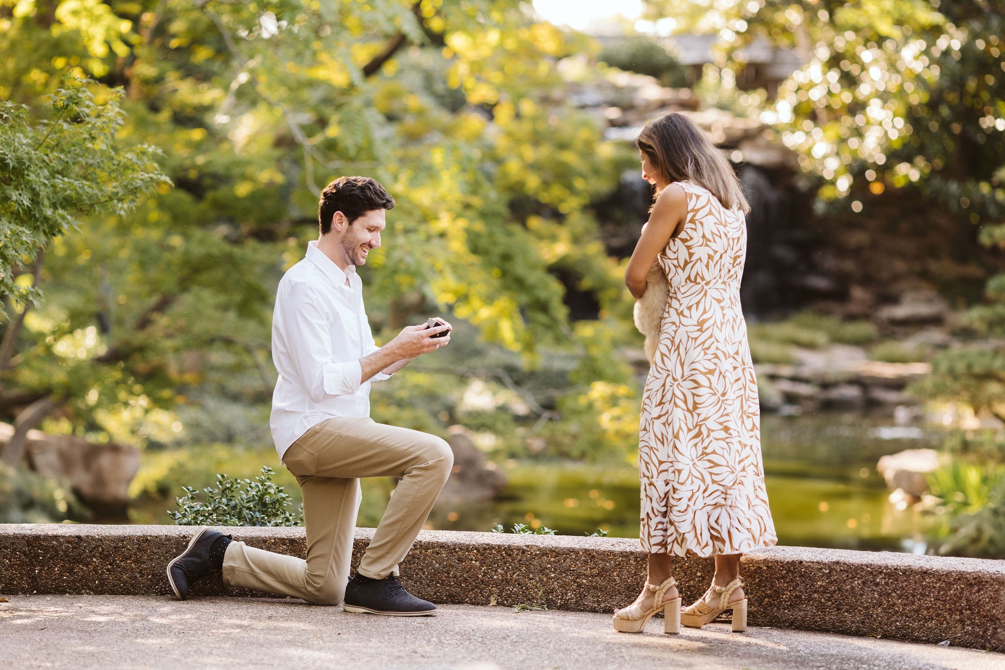 Proposal in the Fort Worth Japanese gardens, best proposal photographer in Fort Worth